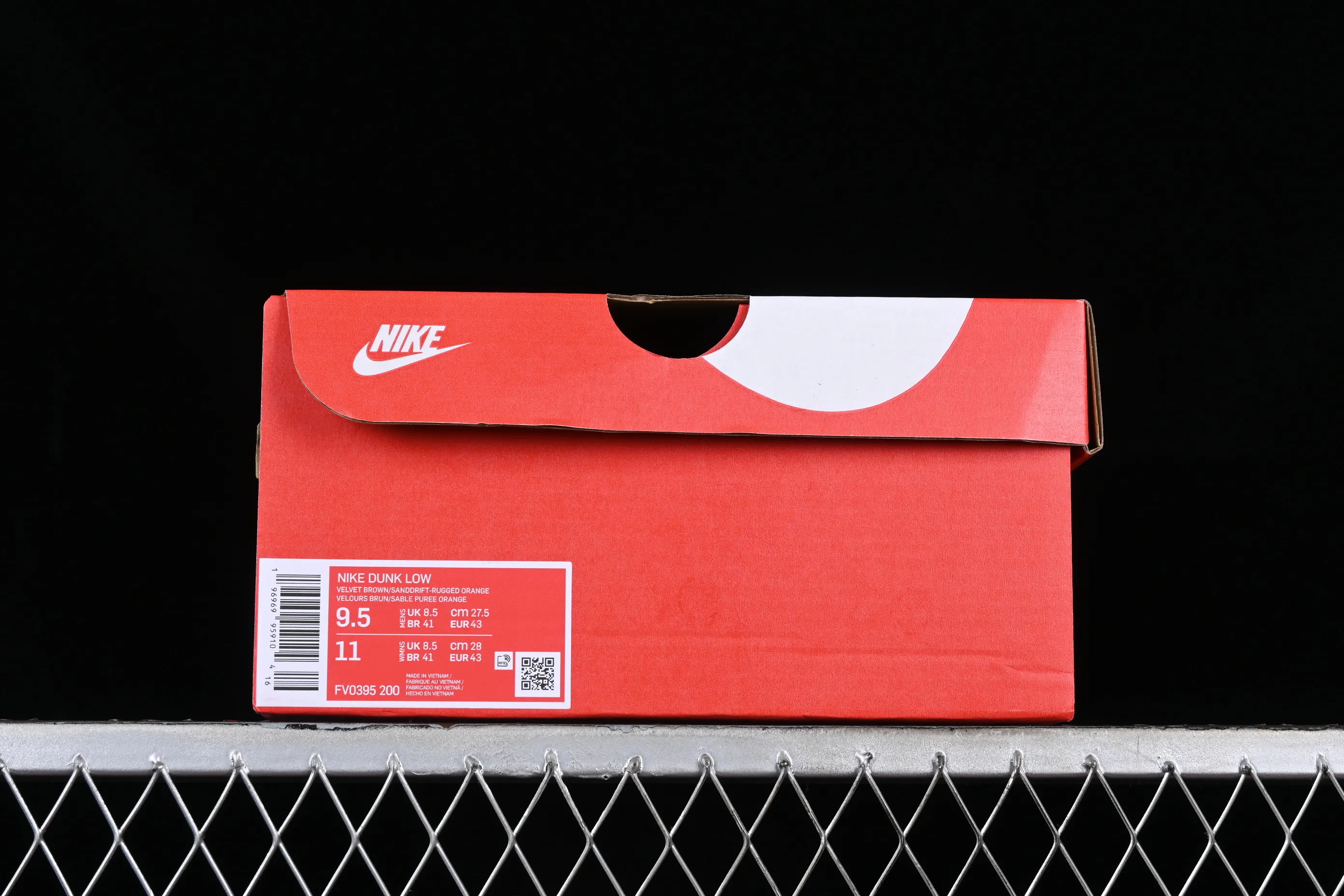 All categories Nk SB Dunk series Nk SB Dunk Low low-top sneakers C version Nk Dunk Low "Red Panda" Red Panda SB low-top sports and leisure sneakers FV0395-200